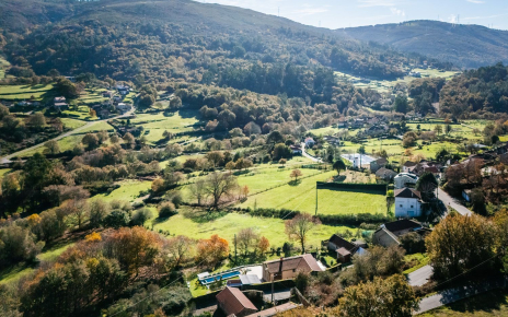 Bonito campo en los alrededores
